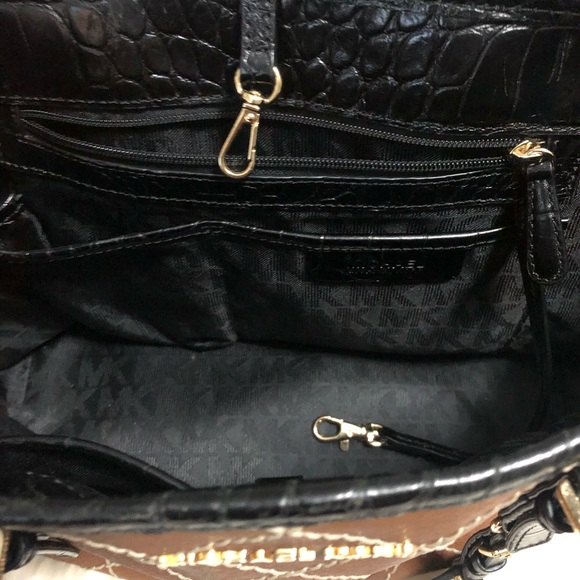 Michael Kors Purse - Picture 4 of 5